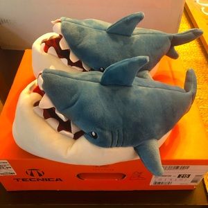 Cat and Jack Shark Slippers